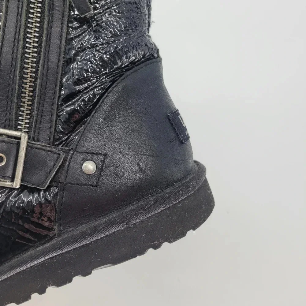 uggs black classic Shiney boots size kids 5 women's 7